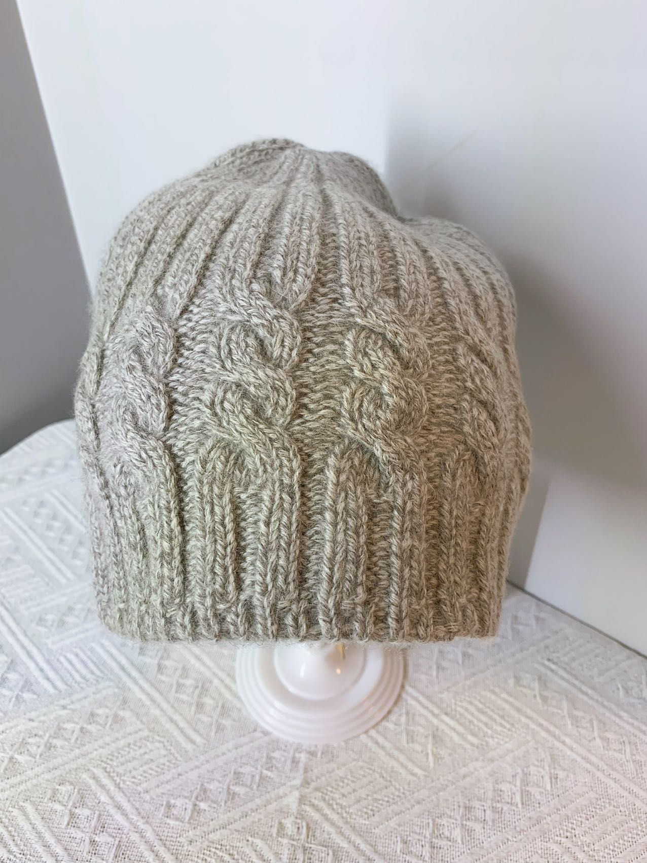 Light Camel Cable knit Beanie