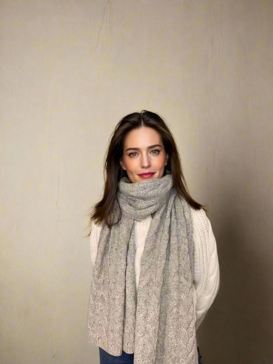 Cable knit Scarf