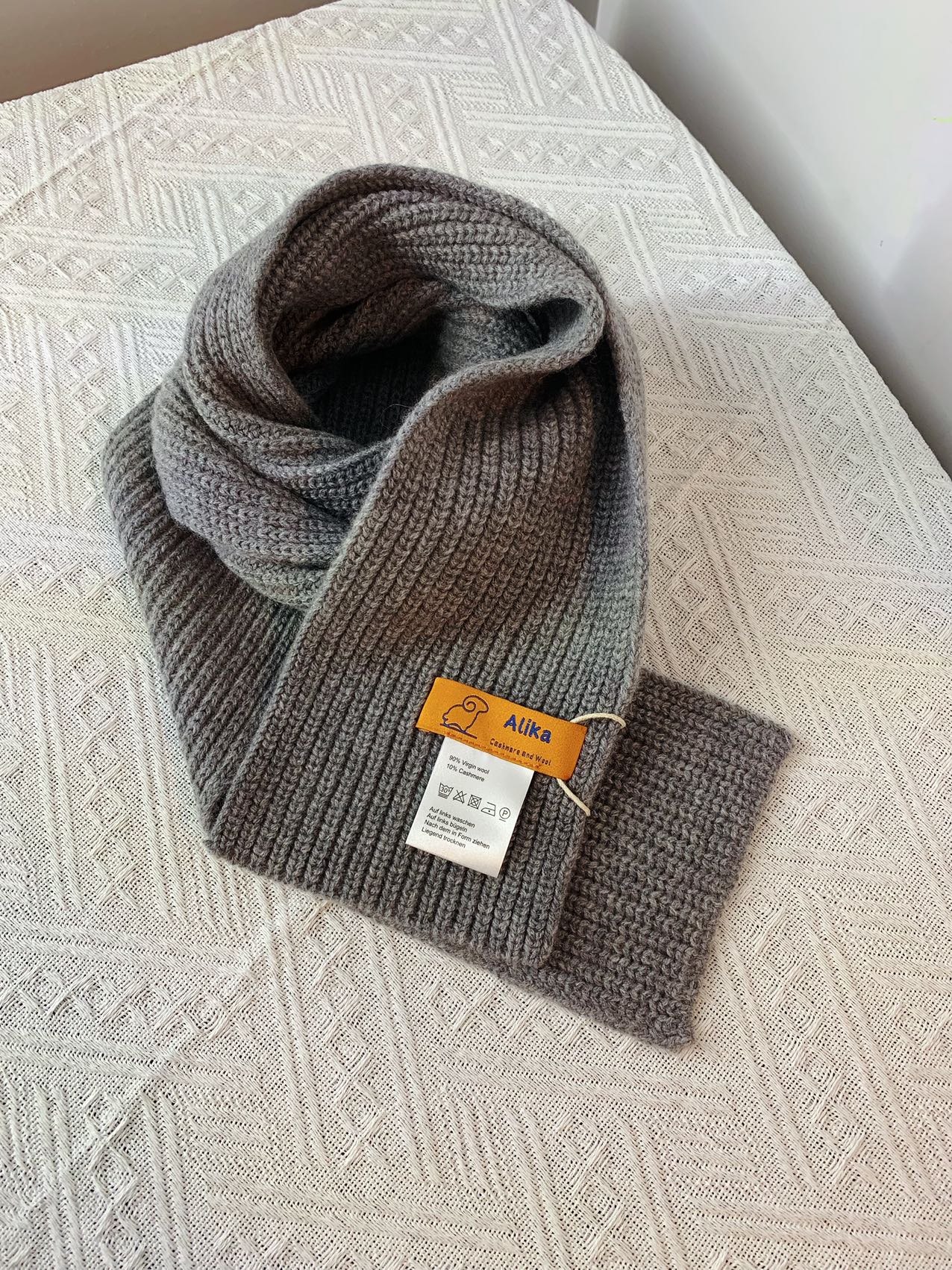 Luca Scarf